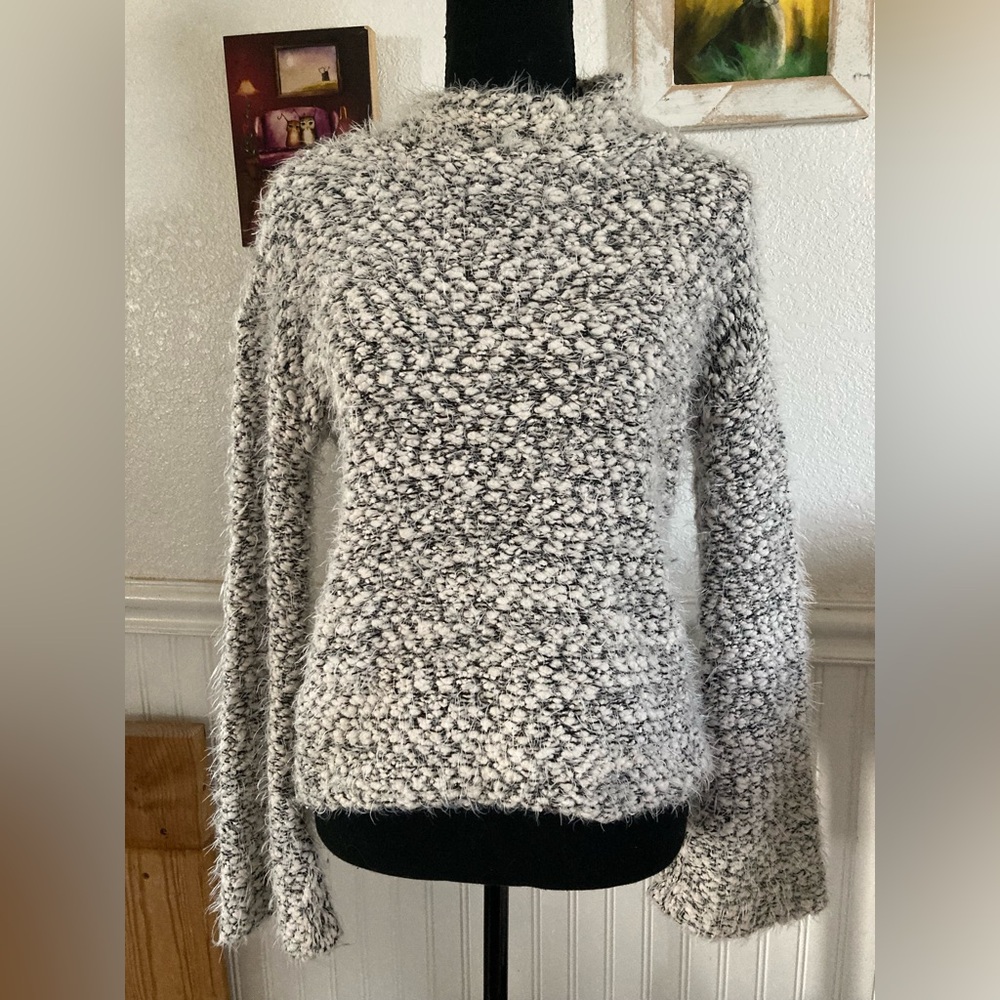 Melrose and Market Black and White Eyelash Knit Sweater Xxs